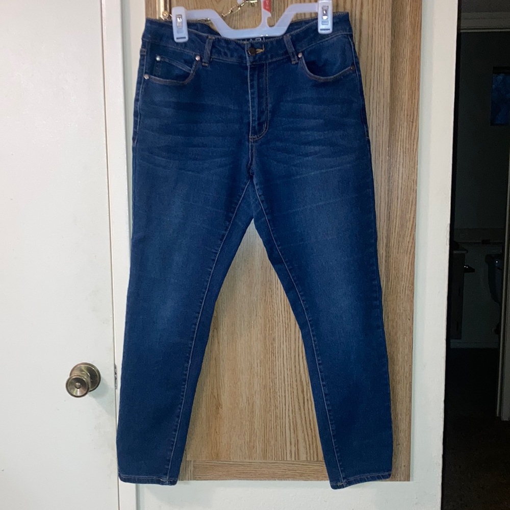 TAHARI Jeans 👖